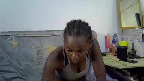 Snapshot of sexybeiby1 chatting on 05-25-26, 04:02 sexybeiby1 online show from 05-25-26, 04:02
