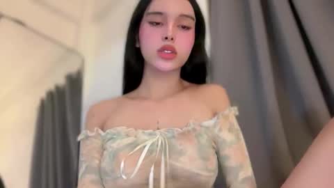 Snapshot of sexybite1 chatting on 05-25-26, 11:05 Seraphina Blaze online show from 05-25-26, 11:05