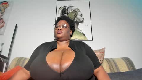 sexyblackhugetits online show from 01-28-25, 03:47