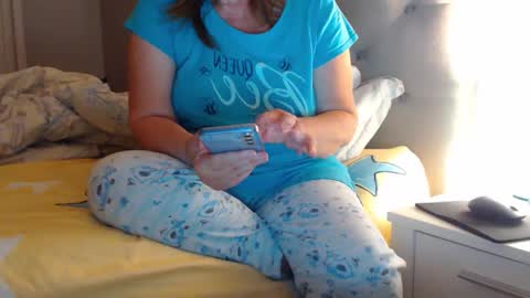 Sexyblonde4u58 online show from 12-23-24, 04:55