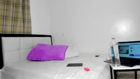 Snapshot of sexybootydoll chatting on 02-19-26, 07:43 sexybootydoll online show from 02-19-26, 07:43