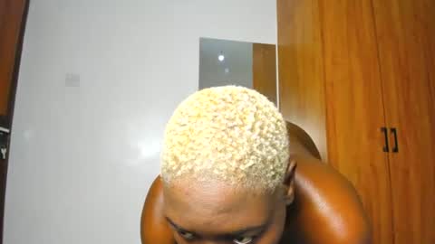 Snapshot of sexybootydoll chatting on 06-11-26, 11:47 sexybootydoll online show from 06-11-26, 11:47