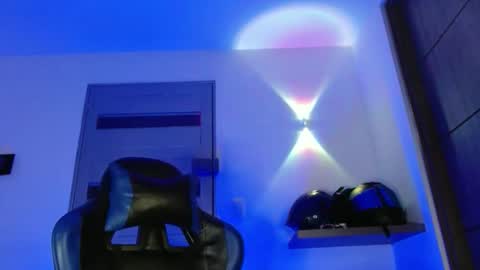 Iker online show from 04-23-26, 09:19