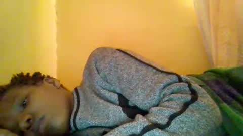 Essy online show from 12-15-25, 09:35