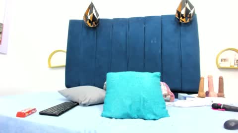 sexybrown_2005 online show from 02-17-25, 12:32