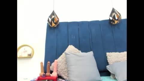 sexybrown_2005 online show from 02-21-25, 10:37