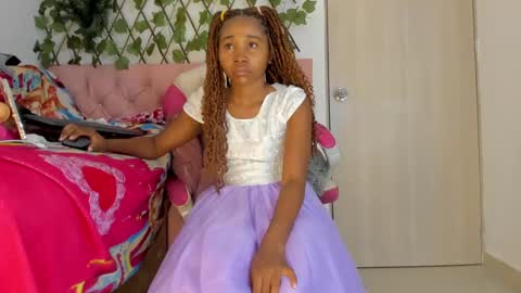 sofia online show from 02-11-25, 07:33