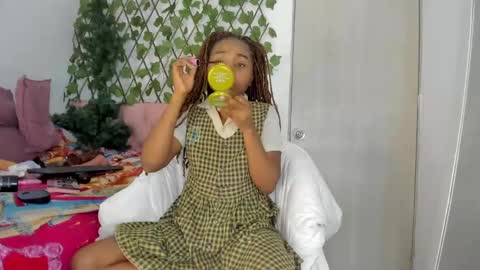 sofia online show from 02-26-25, 10:04