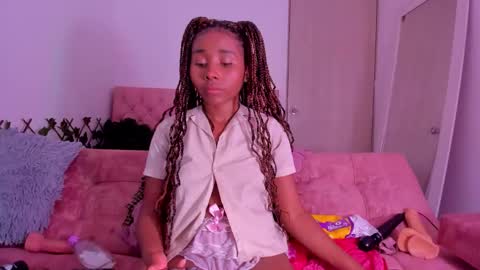 sofia online show from 09-18-25, 02:02