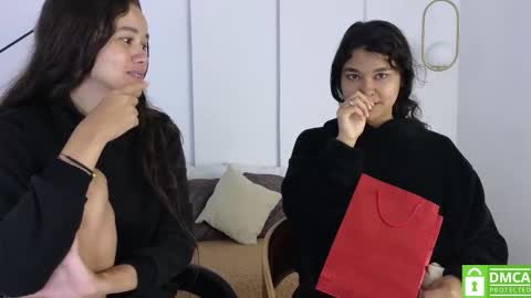 chanell and yina online show from 09-11-25, 01:00