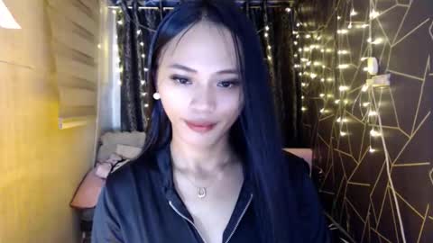 Miss Cheng online show from 11-04-25, 08:24