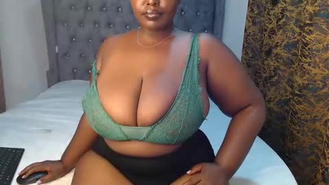 sexychocco online show from 01-11-25, 06:12