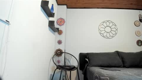 Snapshot of sexycolombian2022 chatting on 05-17-26, 03:30 Antonioylola online show from 05-17-26, 03:30