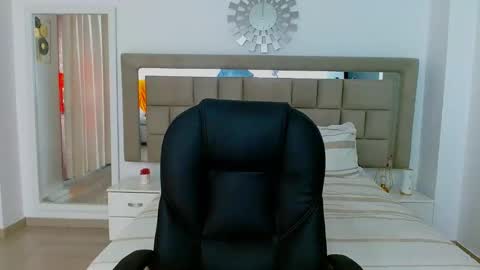 DAKOTA online show from 01-10-25, 10:36