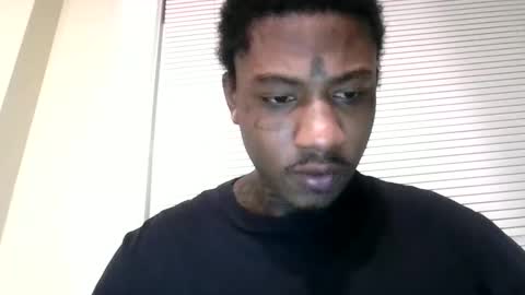 Snapshot of sexydavido chatting on 12-16-25, 04:39 TreySexxxy online show from 12-16-25, 04:39