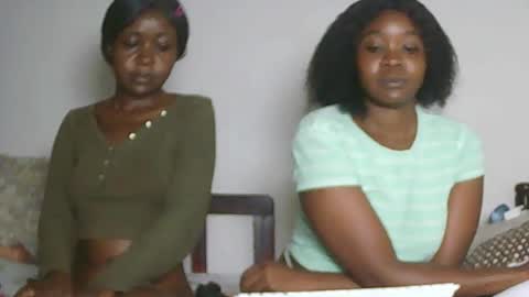Snapshot of sexyebony283378 chatting on 05-18-26, 07:20 sexyebony283378 online show from 05-18-26, 07:20