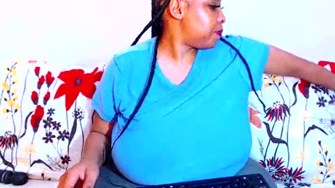 Snapshot of sexyebonylove89 chatting on 12-15-25, 07:40 sexyebonylove89 online show from 12-15-25, 07:40