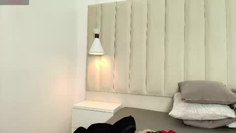 Snapshot of sexyebonyvip_ chatting on 11-14-25, 08:29 Vanessa online show from 11-14-25, 08:29