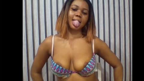 sexyeye368293 online show from 11-17-25, 02:01