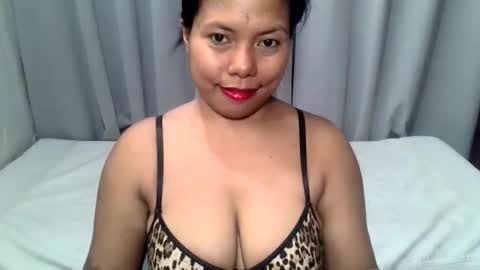 sexygirl_ynna online show from 04-26-26, 01:25