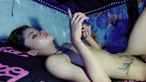 Snapshot of sexyhotbabe18 chatting on 02-18-25, 08:36 sexyhotbabe18 online show from 02-18-25, 08:36