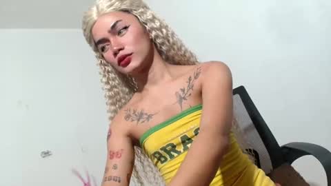 sexyhotbabe18 online show from 03-13-26, 12:28