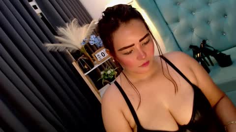 Snapshot of sexyjeanniecuntcums chatting on 02-09-25, 11:04 JENNY online show from 02-09-25, 11:04