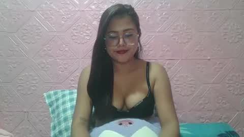 sexyjessa20 online show from 04-22-26, 03:46