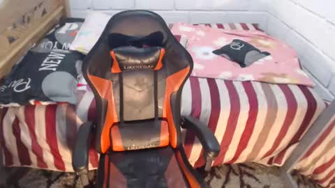 Snapshot of sexyjustin202 chatting on 01-07-25, 09:46 sexyjustin202 online show from 01-07-25, 09:46