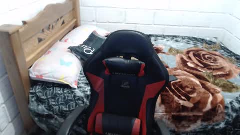 Snapshot of sexyjustin202 chatting on 03-12-25, 10:50 sexyjustin202 online show from 03-12-25, 10:50