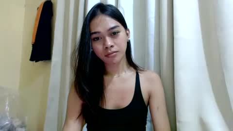 Snapshot of sexykarina_ chatting on 11-24-25, 02:33 Karina3 online show from 11-24-25, 02:33