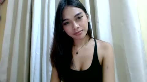 Snapshot of sexykarina_ chatting on 12-03-25, 02:26 Karina3 online show from 12-03-25, 02:26