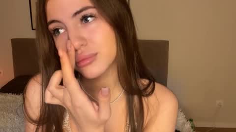 Snapshot of sexylabubu chatting on 11-08-25, 09:35 arya online show from 11-08-25, 09:35