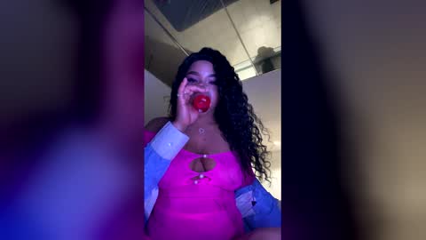 Snapshot of sexylatincouple chatting on 02-14-26, 10:01 SEXYLATINCOUPLE online show from 02-14-26, 10:01