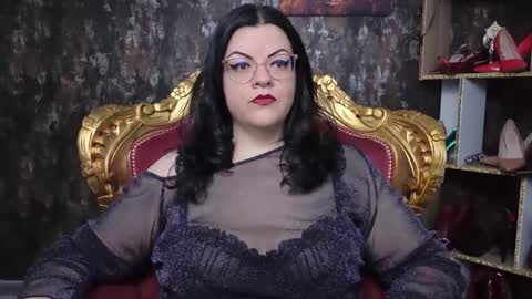 Mistress Lilian Lestrange online show from 04-19-26, 08:24