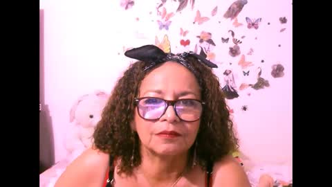 Snapshot of sexylilith421 chatting on 03-01-25, 02:04 Sexy Lilith online show from 03-01-25, 02:04