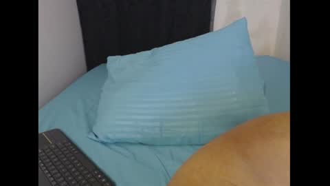 Snapshot of sexyloba_ chatting on 01-09-25, 11:02 sexyloba  independent model online show from 01-09-25, 11:02