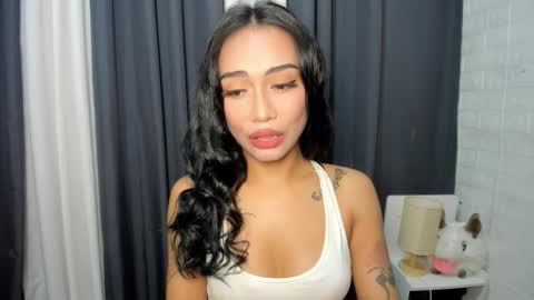 Snapshot of sexylovesappira chatting on 01-17-26, 07:57 maxine online show from 01-17-26, 07:57