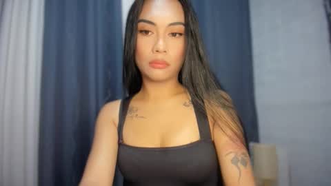 Snapshot of sexylovesappira chatting on 02-08-26, 06:55 maxine online show from 02-08-26, 06:55