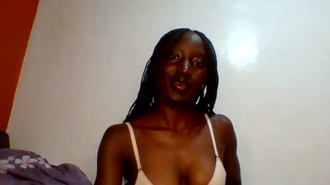 Snapshot of sexylucia5 chatting on 05-16-26, 11:03 sexylucia5 online show from 05-16-26, 11:03