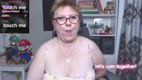 sexylynette4u online show from 11-10-25, 09:41