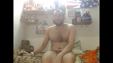 Snapshot of sexymacho7793 chatting on 06-08-26, 07:14 BISEXPRINCE777 online show from 06-08-26, 07:14