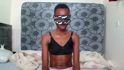 sexymaxxine online show from 04-22-26, 03:31