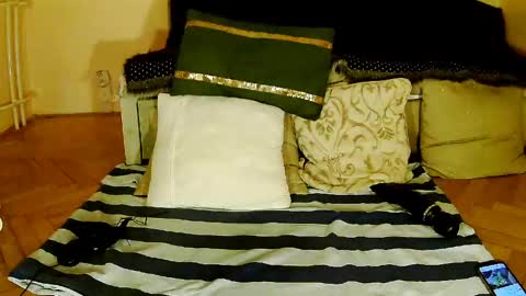 Squirty Maya Gold online show from 06-05-26, 06:57