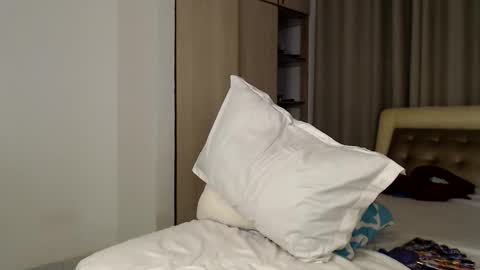 Melina online show from 01-25-25, 10:07