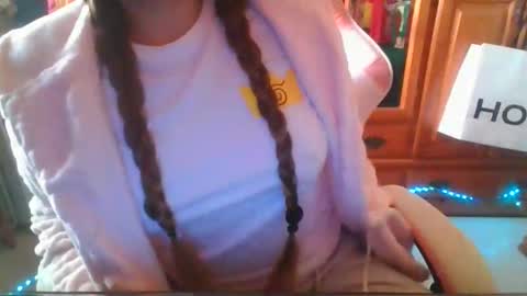 sexymisss24 online show from 11-22-25, 10:47