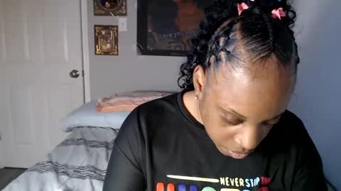 SexyMona online show from 10-06-25, 05:49