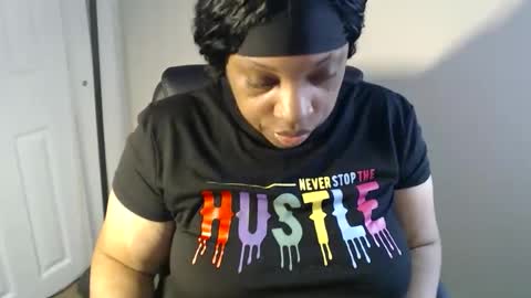 SexyMona online show from 04-25-26, 02:25