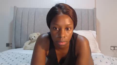 Snapshot of sexymonalisa1 chatting on 06-02-26, 05:31 sexymonalisa1 online show from 06-02-26, 05:31