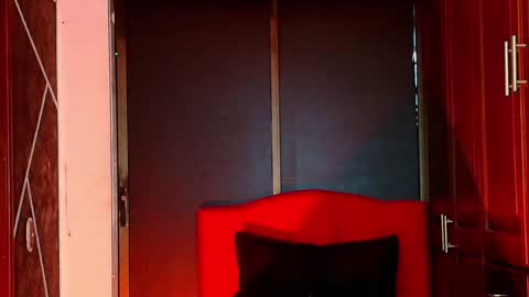 Snapshot of sexynaf chatting on 02-05-25, 10:22 N A F online show from 02-05-25, 10:22